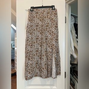 EUC Rylee and Cru ditsy floral slit skirt